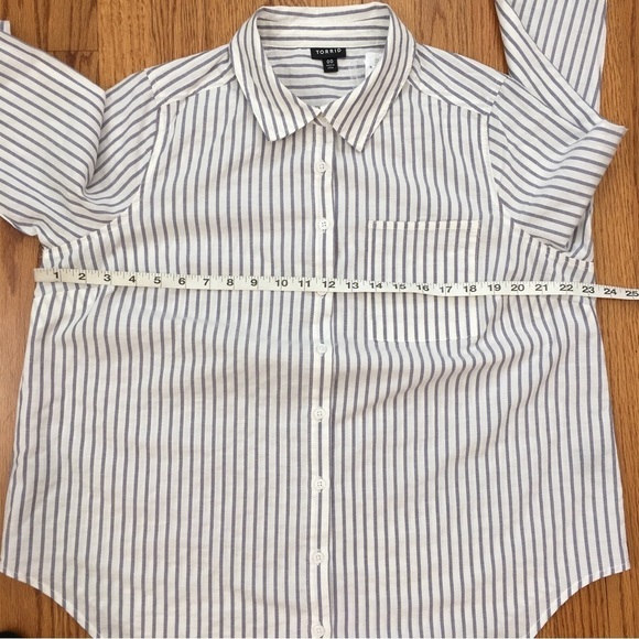 Torrid Lizzie blue white Striped Cotton Button Down Long Sleeve Shirt Plus 00 - Picture 9 of 16